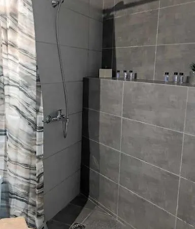 Skordalos Mezoneta Apartment *